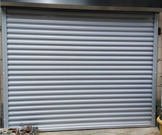铝合金卷帘门