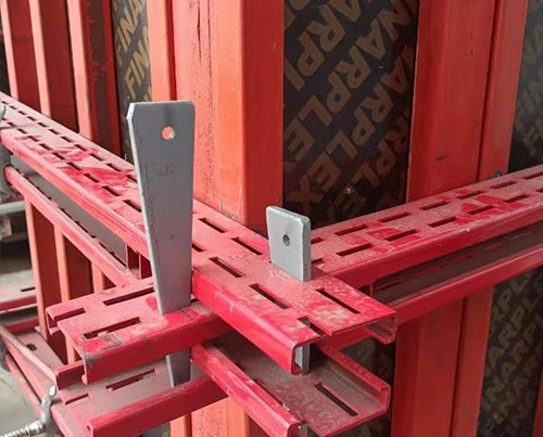 80系列钢背楞厂家供货