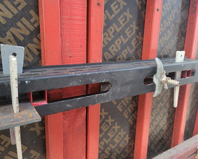 80系列钢背楞供应