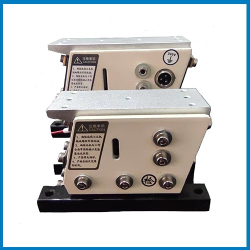 100MM直线送 料器